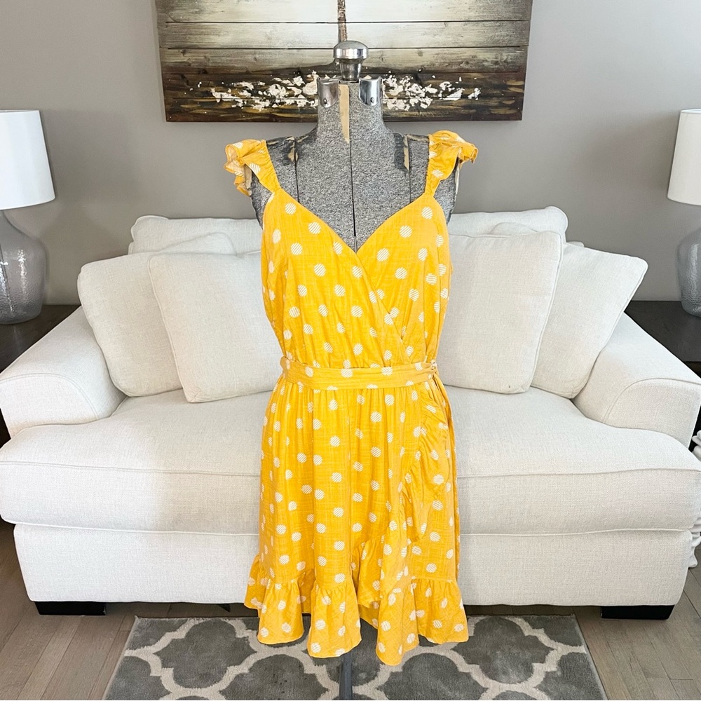 S NWOT LC Lauren Conrad, golden yellow & white girly wrap flowy dress